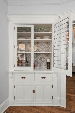 1351 N Franklin Street, Denver, CO 80218