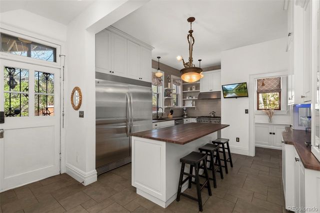 1351 N Franklin Street, Denver, CO 80218