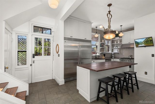 1351 N Franklin Street, Denver, CO 80218