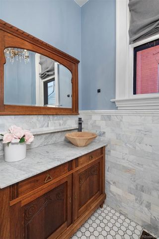 1351 N Franklin Street, Denver, CO 80218