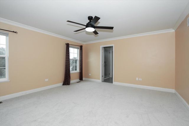 83 Stockholm Avenue, Volo, IL 60041