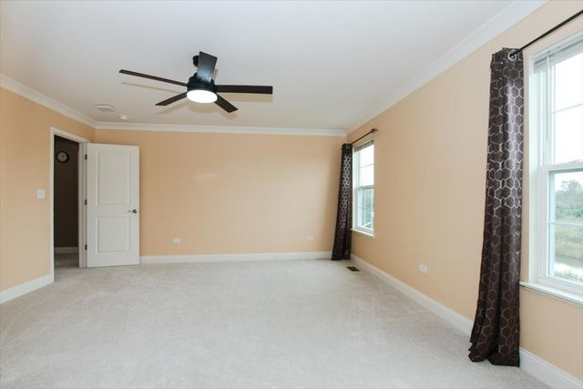 83 Stockholm Avenue, Volo, IL 60041