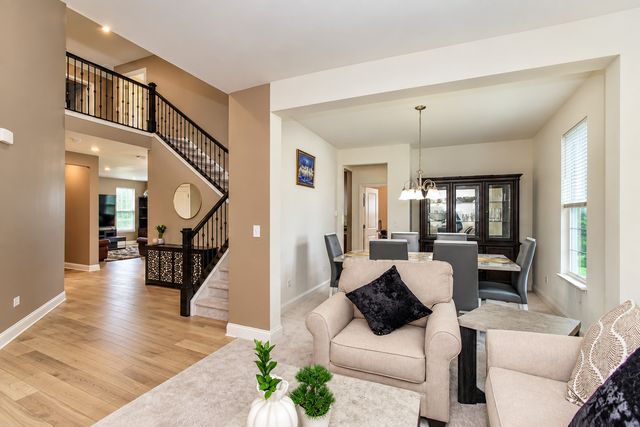 83 Stockholm Avenue, Volo, IL 60041