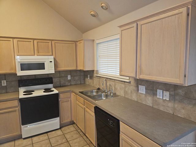 3618 Sage Ridge Dr, San Antonio, TX 78247