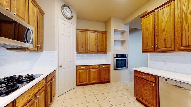 1910 Wickersham Lane, Corinth, TX 76210