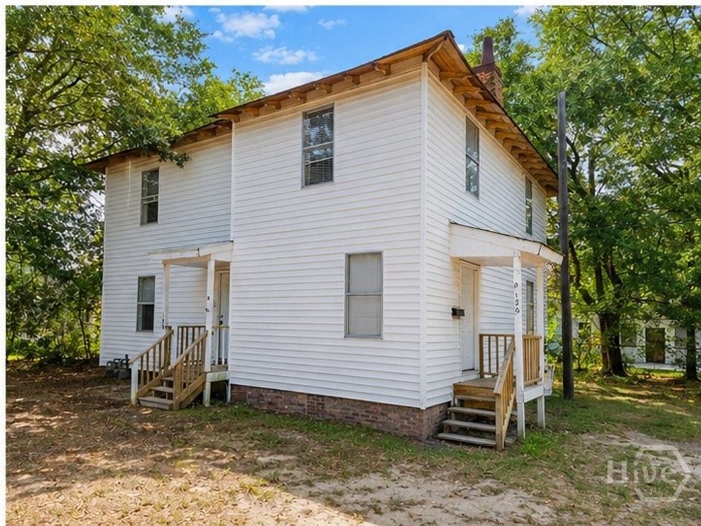 126 W 59th Street, Savannah, GA 31405