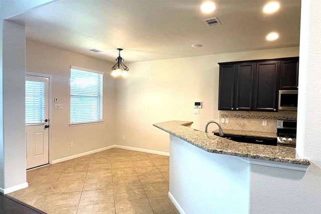 2445 Iniesta Lane, League City, TX 77573