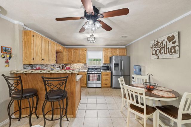 767 N Fm 2429 Road, Bellville, TX 77418