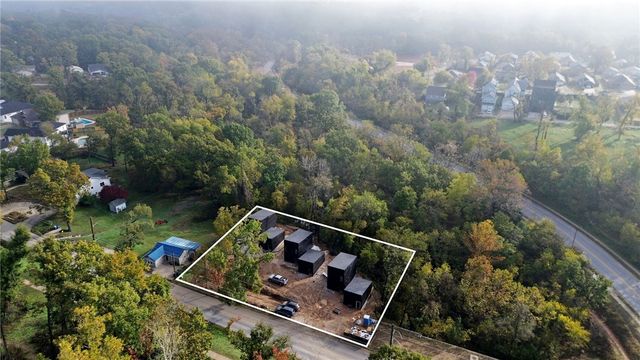 1244 NW A Street, Bentonville, AR 72712