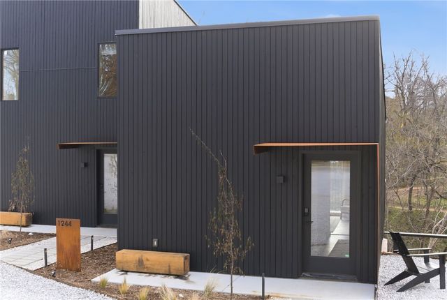 1244 NW A Street, Bentonville, AR 72712