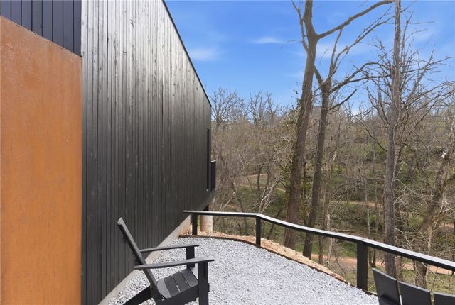 1244 NW A Street, Bentonville, AR 72712