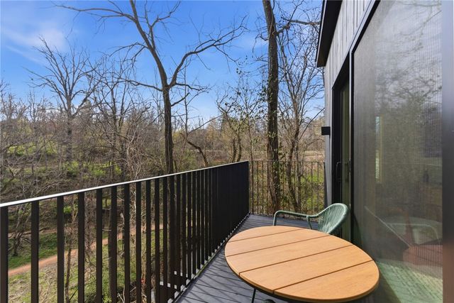 1244 NW A Street, Bentonville, AR 72712