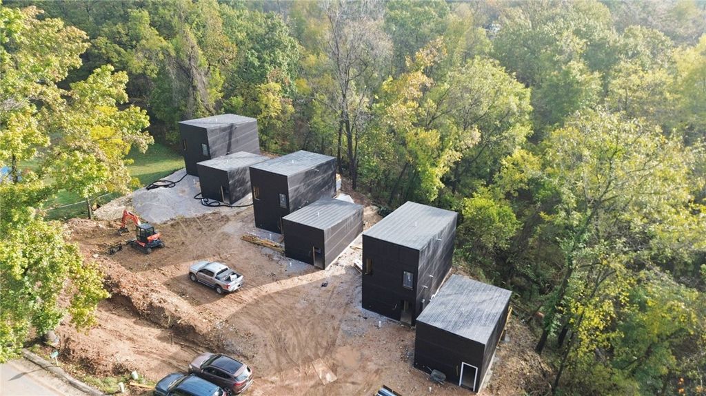 1244 NW A Street, Bentonville, AR 72712