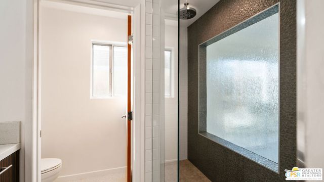 588 E San Lorenzo Road 203, Palm Springs, CA 92264