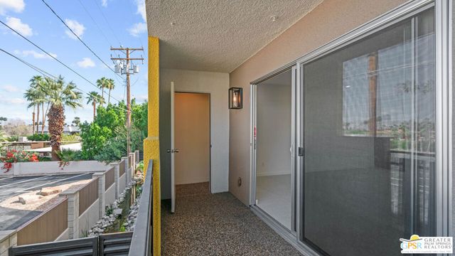 588 E San Lorenzo Road 203, Palm Springs, CA 92264