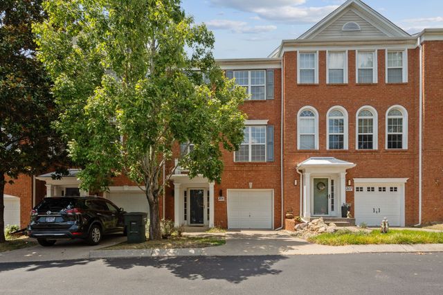 7252 Highway 70 S Apt 206, Nashville, TN 37221