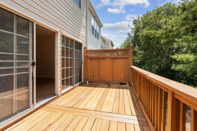 7252 Highway 70 S Apt 206, Nashville, TN 37221