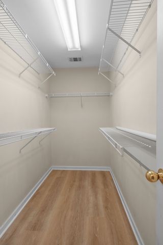 7252 Highway 70 S Apt 206, Nashville, TN 37221