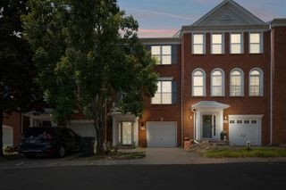 7252 Highway 70 S Apt 206, Nashville, TN 37221