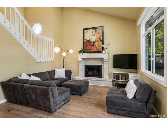 9 Red Locust, Littleton, CO 80127