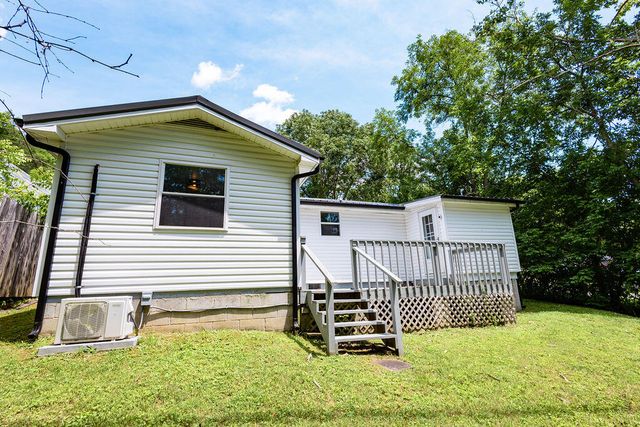 45 Pleasant Valley, Morehead, KY 40351