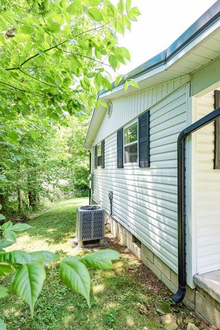 45 Pleasant Valley, Morehead, KY 40351