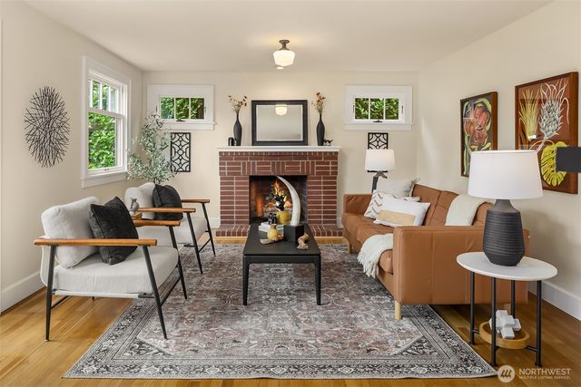 4920 51st Avenue S, Seattle, WA 98118