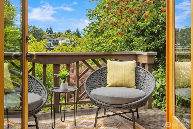 4920 51st Avenue S, Seattle, WA 98118