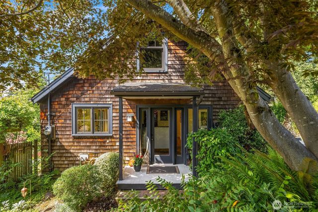 4920 51st Avenue S, Seattle, WA 98118