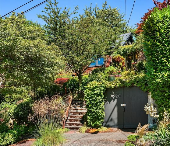 4920 51st Avenue S, Seattle, WA 98118