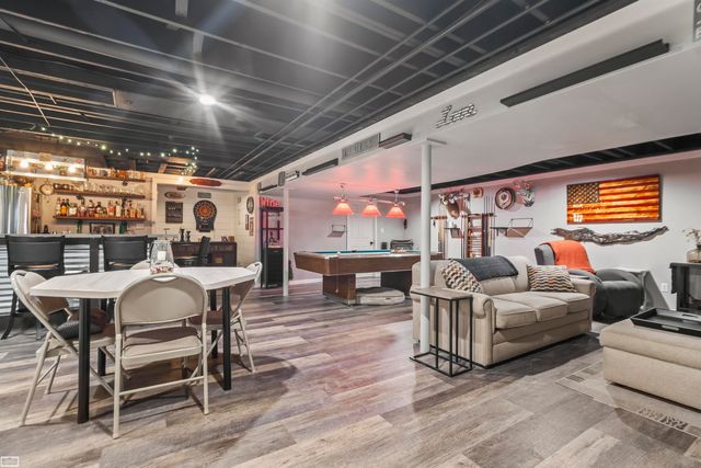 36779 N Pointe Cir Street, New Baltimore, MI 48047