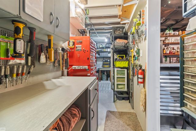 36779 N Pointe Cir Street, New Baltimore, MI 48047