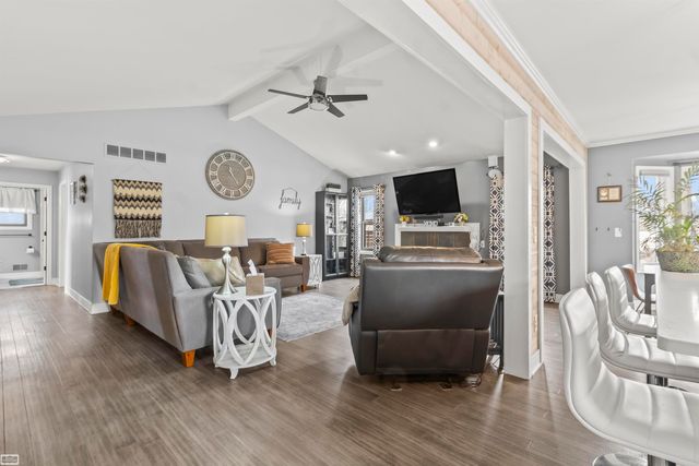 36779 N Pointe Cir Street, New Baltimore, MI 48047