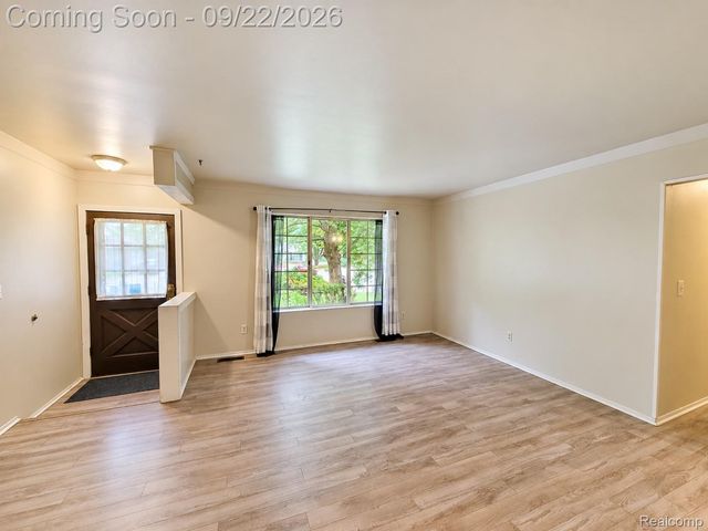 2664 Deake, Pittsfield Charter Township, MI 48108