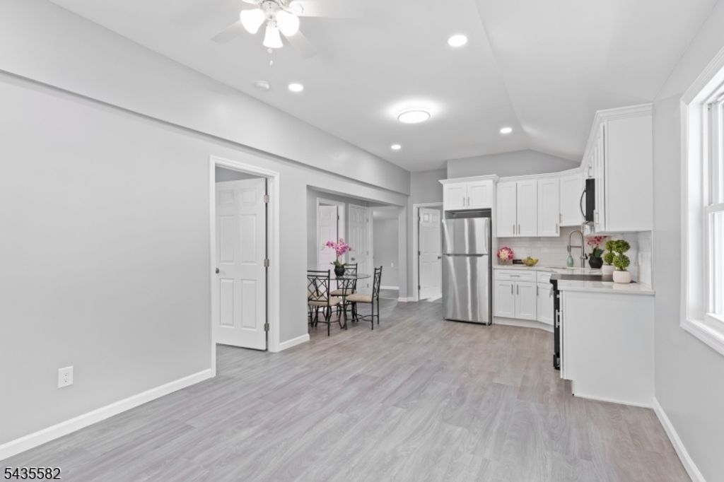 116 Bucknell Trl, Hopatcong Boro, NJ 07843 — photo 5