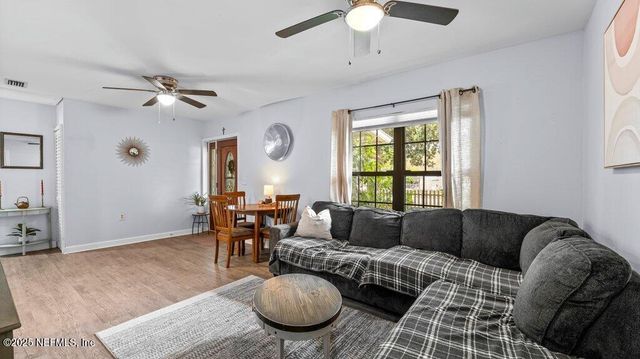 2830 PARR Court W, Jacksonville, FL 32216