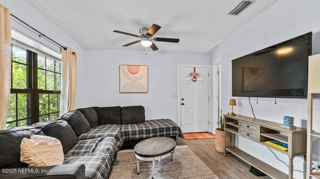 2830 PARR Court W, Jacksonville, FL 32216