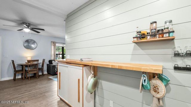 2830 PARR Court W, Jacksonville, FL 32216