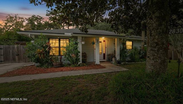 2830 PARR Court W, Jacksonville, FL 32216