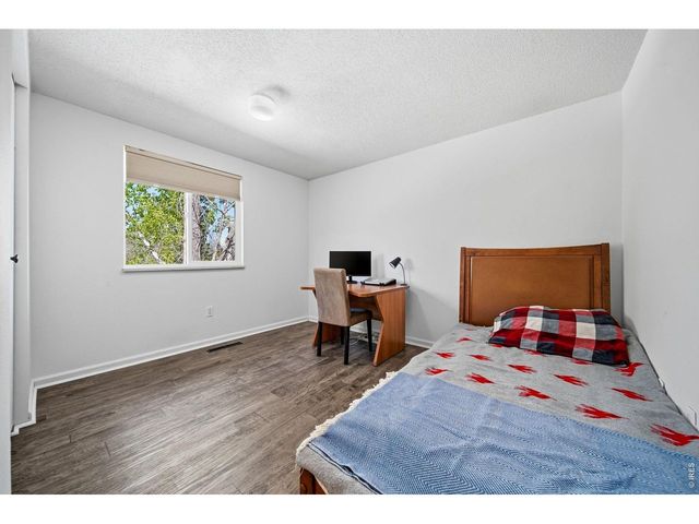 506 Highland Dr, Longmont, CO 80504