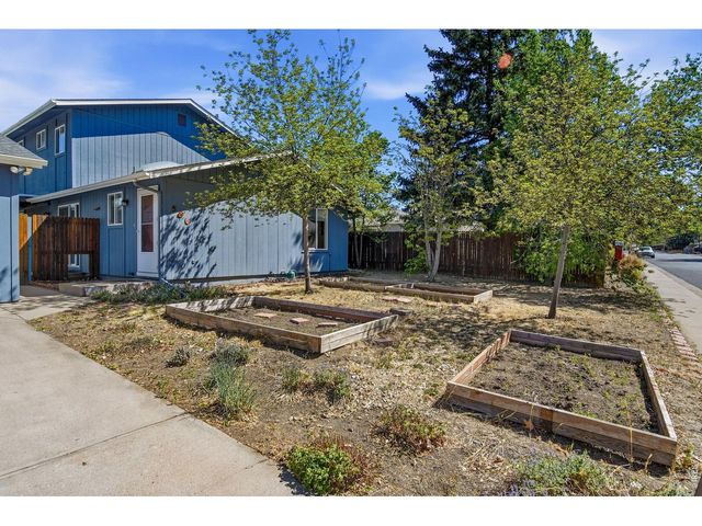 506 Highland Dr, Longmont, CO 80504