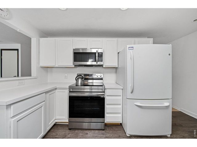 506 Highland Dr, Longmont, CO 80504