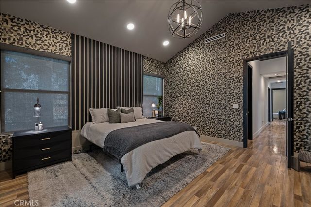 17929 Martha Street, Encino, CA 91316