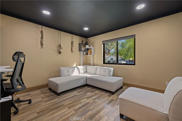 17929 Martha Street, Encino, CA 91316