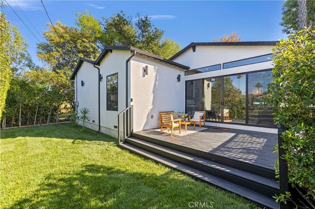 17929 Martha Street, Encino, CA 91316