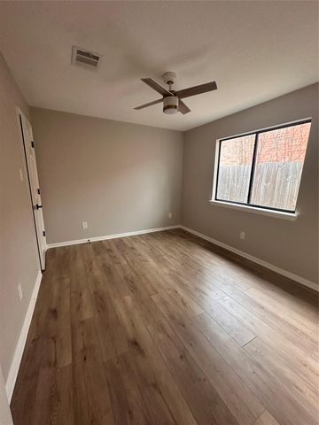 3812 Maple Drive, Conroe, TX 77302