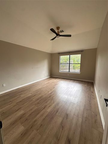3812 Maple Drive, Conroe, TX 77302