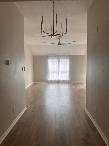 3812 Maple Drive, Conroe, TX 77302