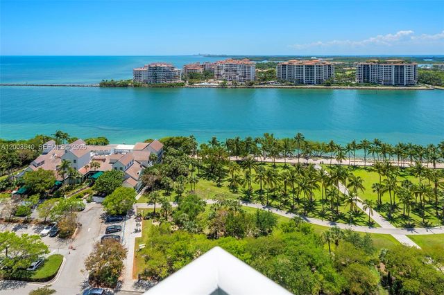 400 S Pointe Dr 2101, Miami Beach, FL 33139