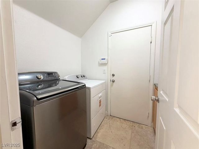 293 Harpers Ferry Avenue, Las Vegas, NV 89148